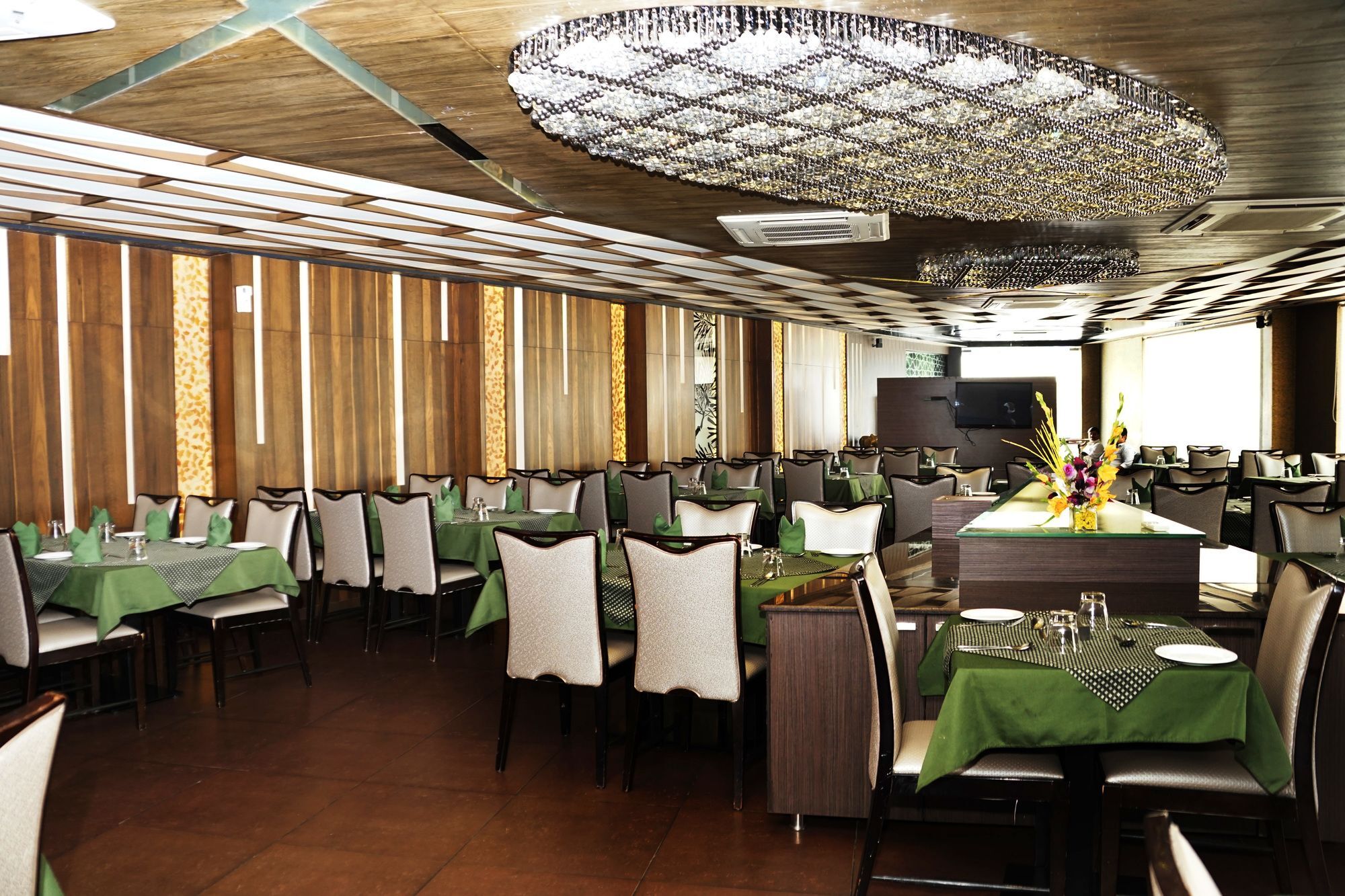 Hotel Gormoh 아흐메다바드 외부 사진