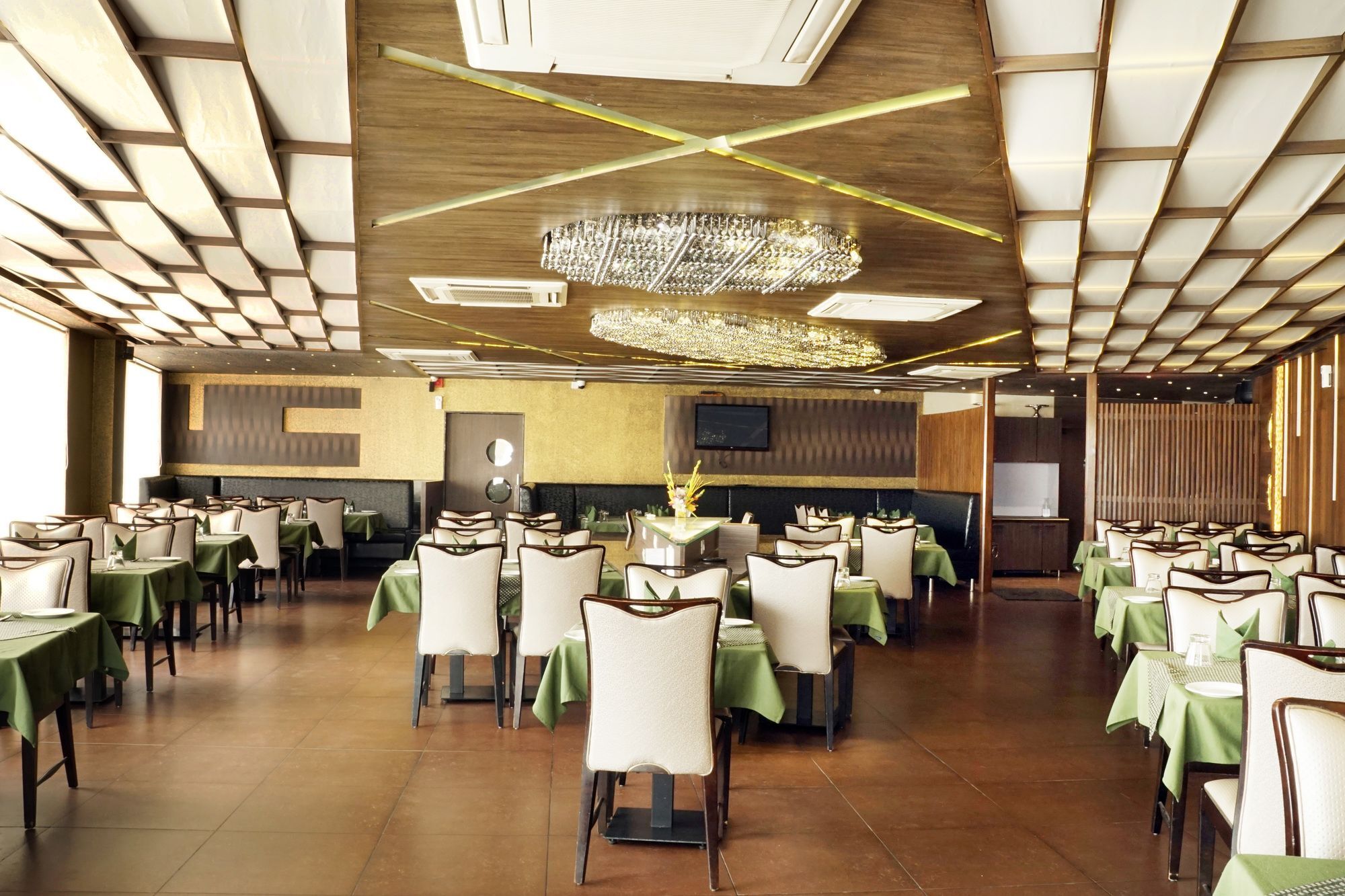 Hotel Gormoh 아흐메다바드 외부 사진